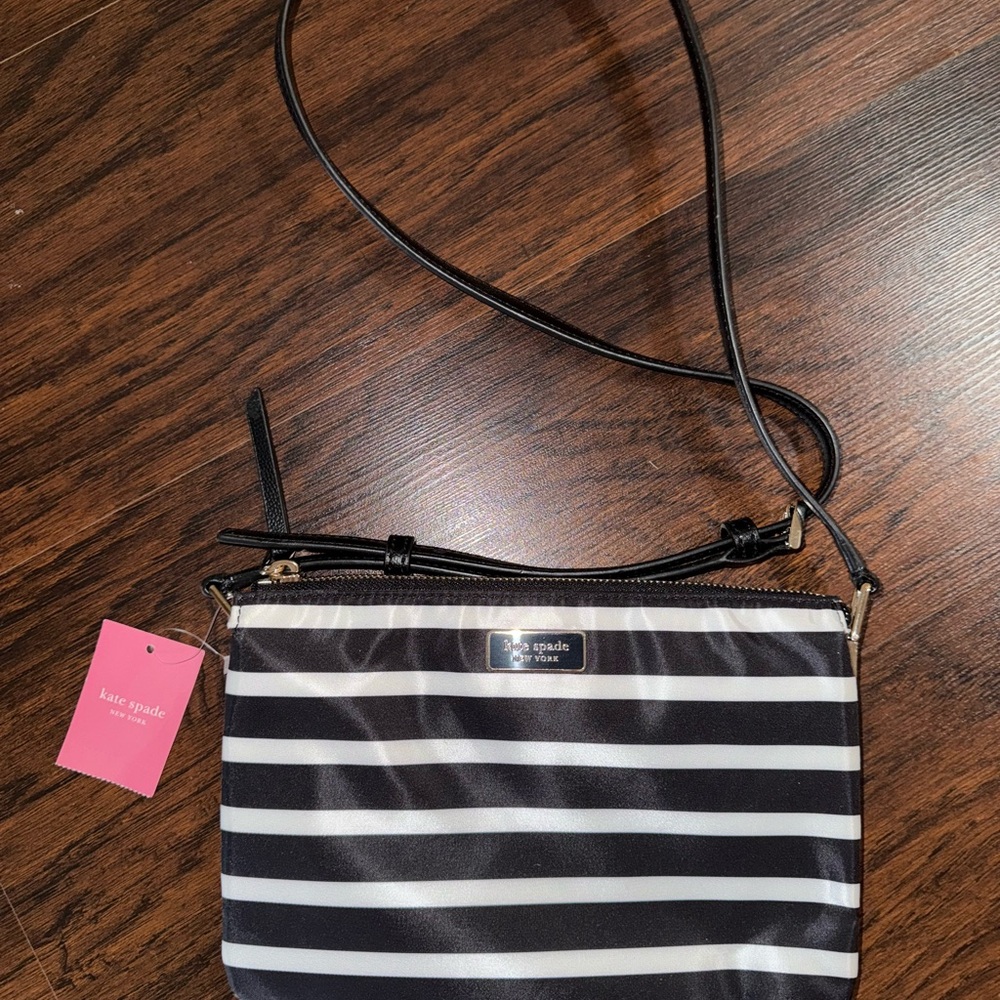 NWT Kate Spade New York Black White Dawn Sailing Stripe Triple Gusset Crossbody